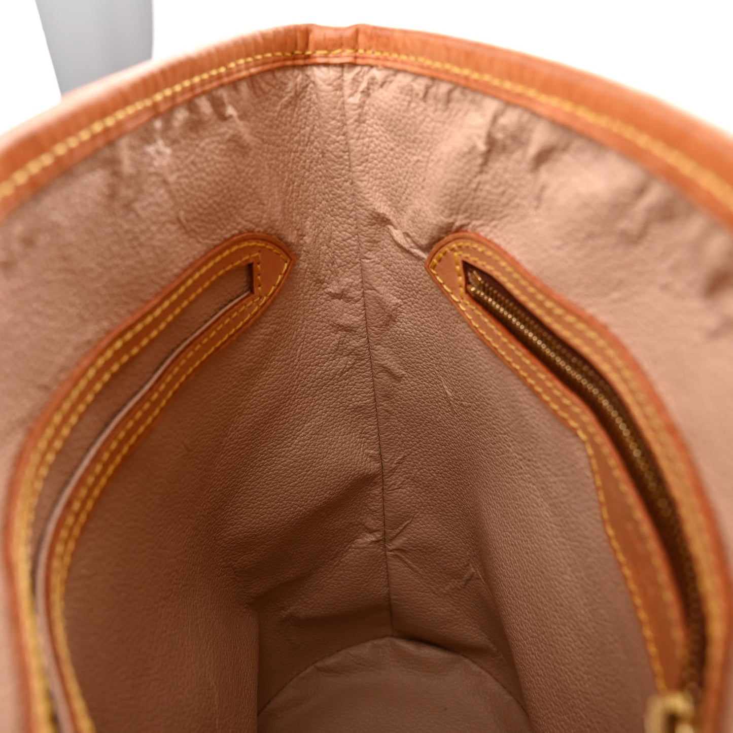 Louis Vuitton Monogram Canvas Petit Bucket Bag 23